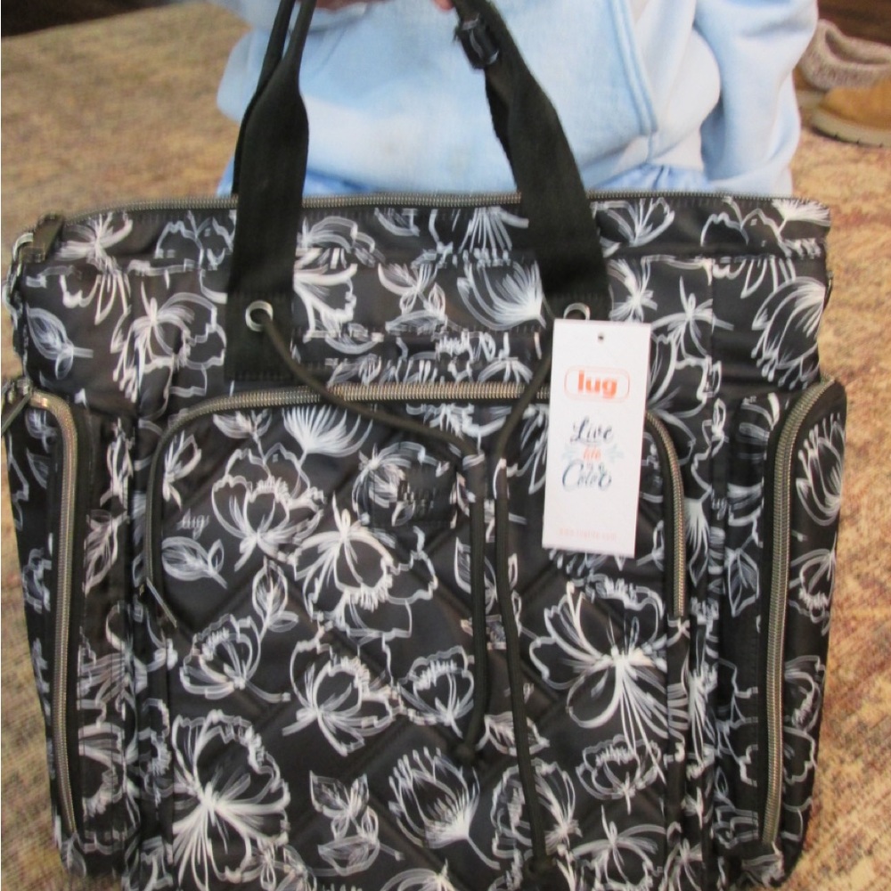 Lug Bustle Tote in Outline Floral Black